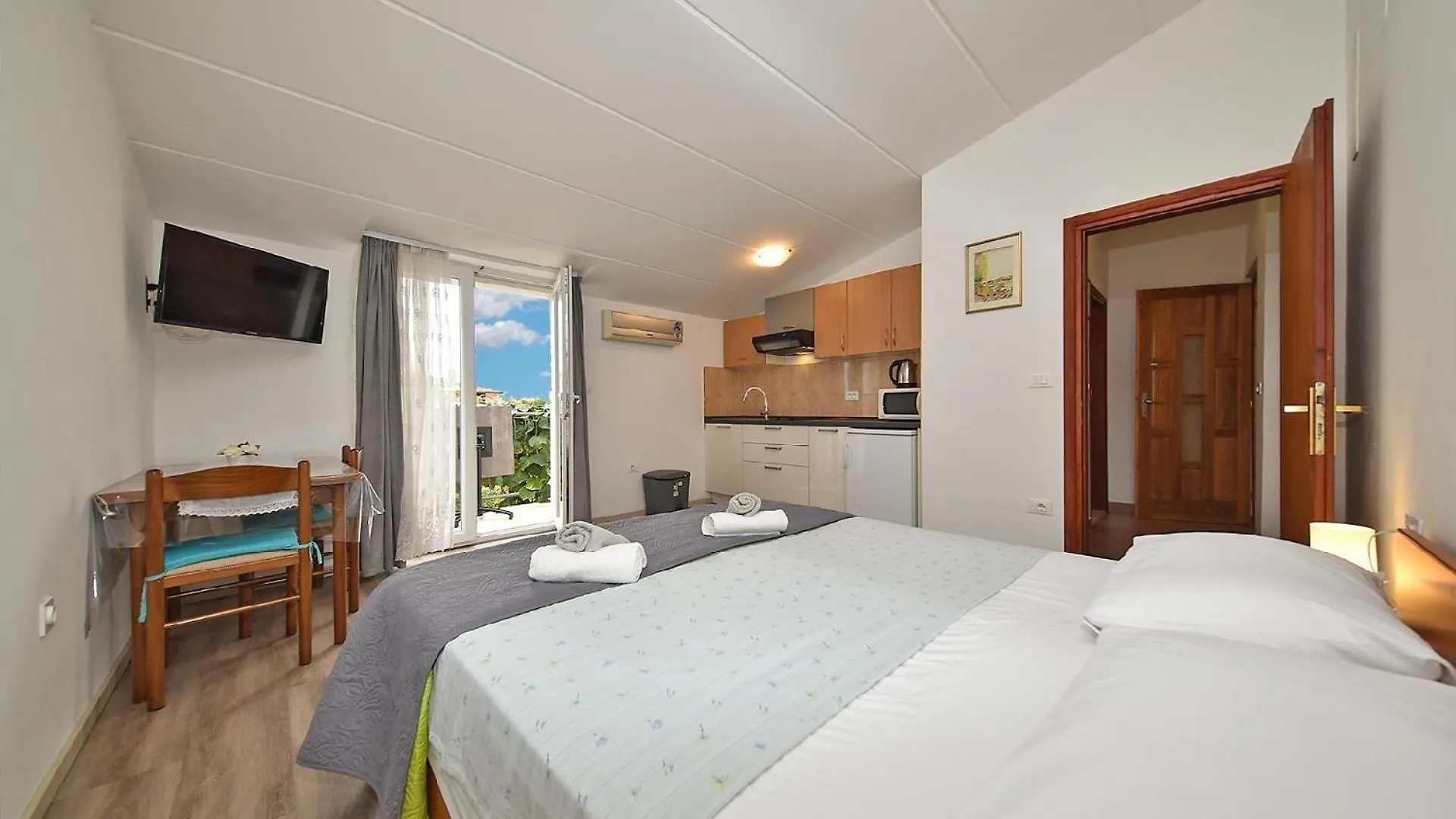 Ferienwohnung Fuer 2 Personen Ca 27 Qm In Rovinj, Istrien Istrische Riviera Lägenhet Rovinj