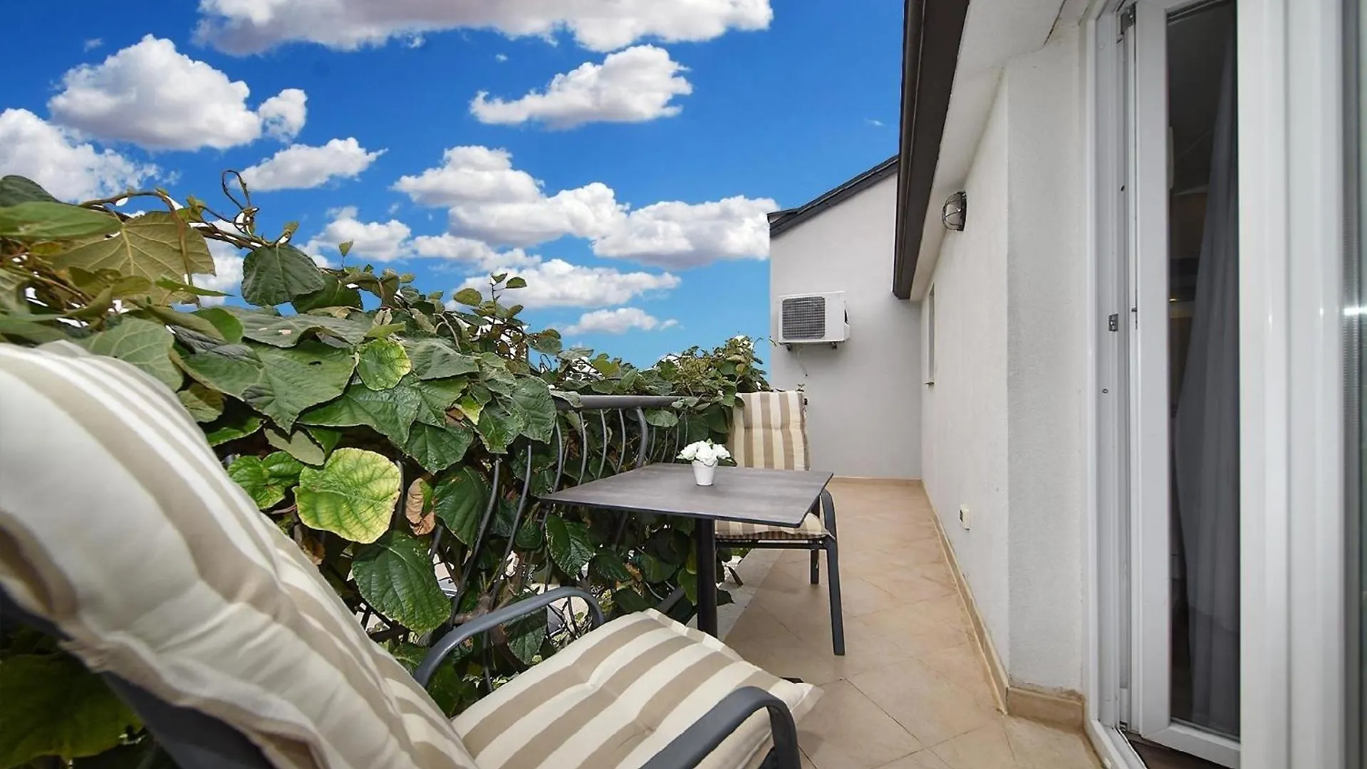 Apartment Ferienwohnung Fuer 2 Personen Ca 27 Qm In Rovinj, Istrien Istrische Riviera Croatia